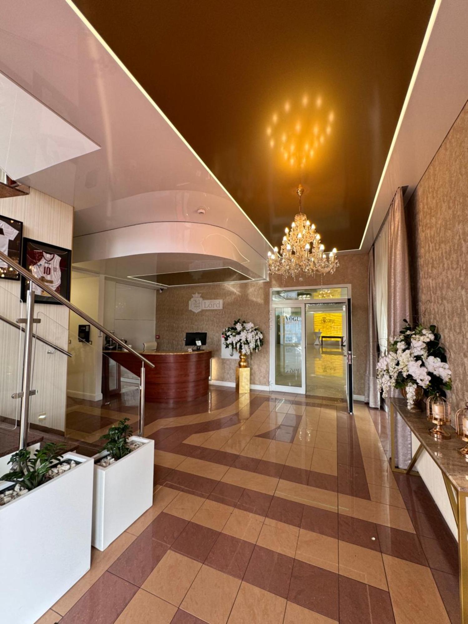 Hotel Lord Stargard Szczeciński Buitenkant foto